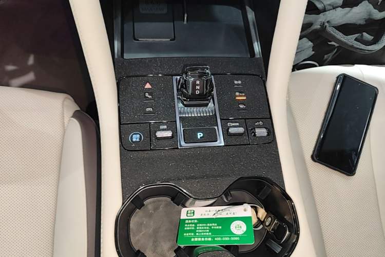 Used BYD Song PLUS New Energy 2025 EV 520km Premium Version Gear Lever