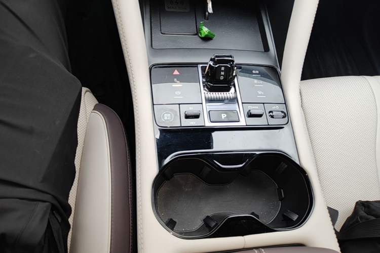 Used BYD Song PLUS New Energy 2025 DM-i 112KM Prestige Model Gear Lever