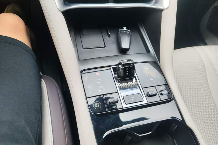 Used BYD Song PLUS New Energy 2025 DM-i 160KM Flagship PLUS Gear Lever