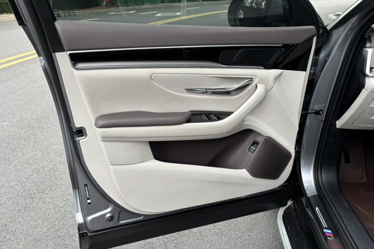 Used BYD Song PLUS New Energy 2025 EV 520km Premium Version Interior 12