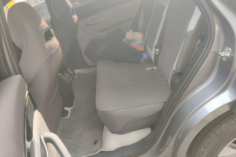 Used BYD Song PLUS New Energy 2025 EV 520km Premium Version Interior 4