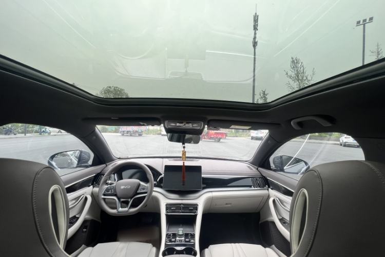 Used BYD Song PLUS New Energy 2025 DM-i 112KM Prestige Model Interior 6