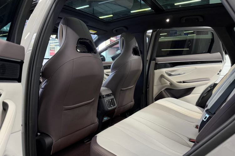 Used BYD Song PLUS New Energy 2025 EV 520km Premium Version Interior 7