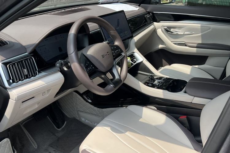 Used BYD Song PLUS New Energy 2025 DM-i 112KM Prestige Model Interior 7