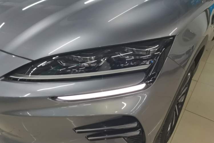 Used BYD Song PLUS New Energy 2025 EV Intelligent Driving Version 520km Premium Model Left Front Headlight