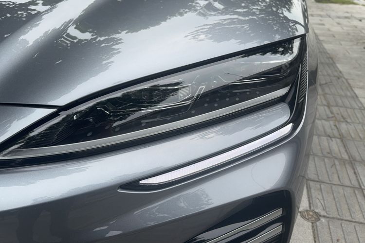 Used BYD Song PLUS New Energy 2025 DM-i 112KM Prestige Model Left Front Headlight