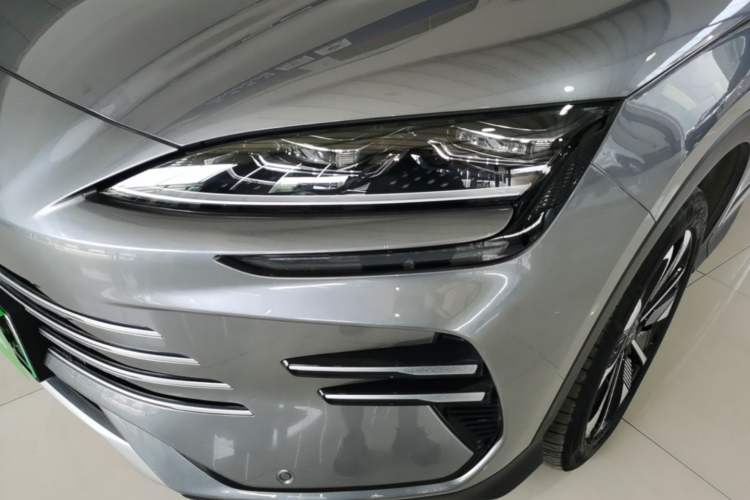 Used BYD Song PLUS New Energy 2025 DM-i 112KM Prestige Model Left Front Headlight