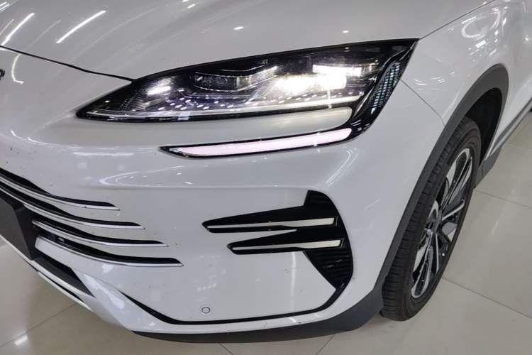 Used BYD Song PLUS New Energy 2025 DM-i 112KM Prestige Model Left Front Headlight