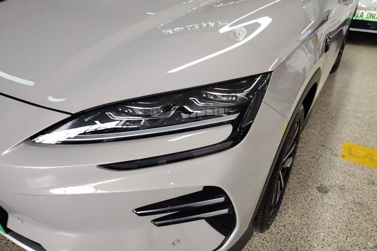 Used BYD Song PLUS New Energy 2025 EV Intelligent Driving Edition 520km Luxury Model Left Front Headlight