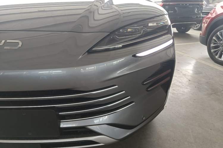 Used BYD Song PLUS New Energy 2025 DM-i 112KM Prestige Model Left Front Headlight