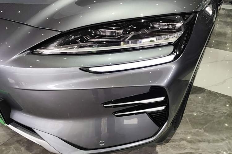 Used BYD Song PLUS New Energy 2025 EV 520km Premium Version Left Front Headlight
