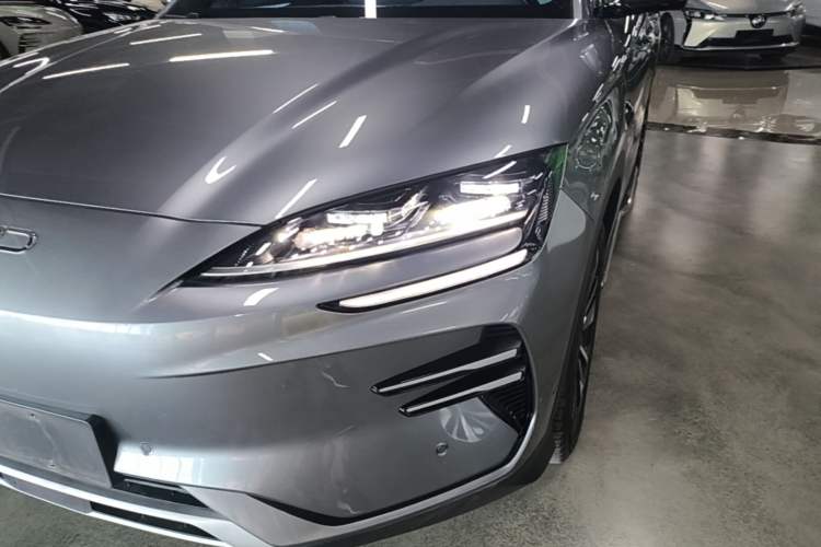 Used BYD Song PLUS New Energy 2025 EV Intelligent Driving Edition 520km Luxury Model Left Front Headlight