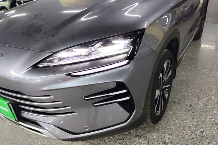 Used BYD Song PLUS New Energy 2025 DM-i 112KM Prestige Model Left Front Headlight