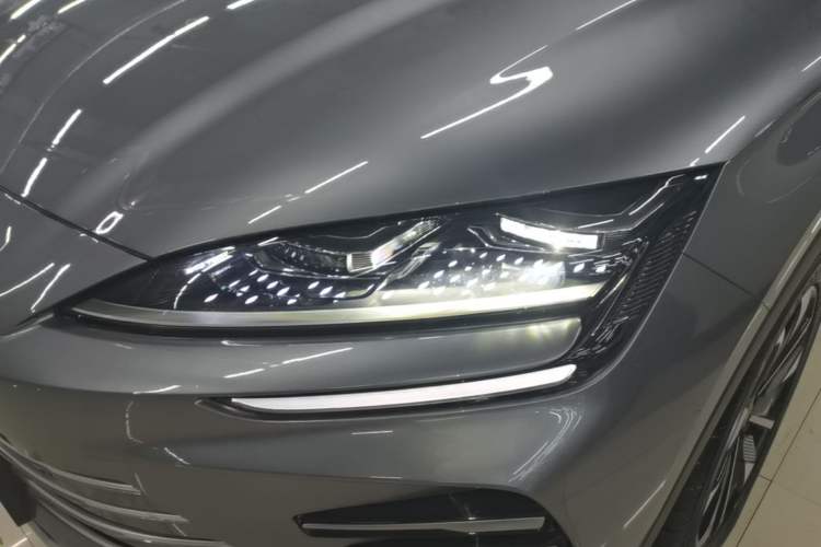 Used BYD Song PLUS New Energy 2025 DM-i 112KM Prestige Model Left Front Headlight
