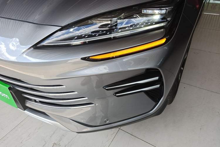 Used BYD Song PLUS New Energy 2025 DM-i 112KM Prestige Model Left Front Headlight
