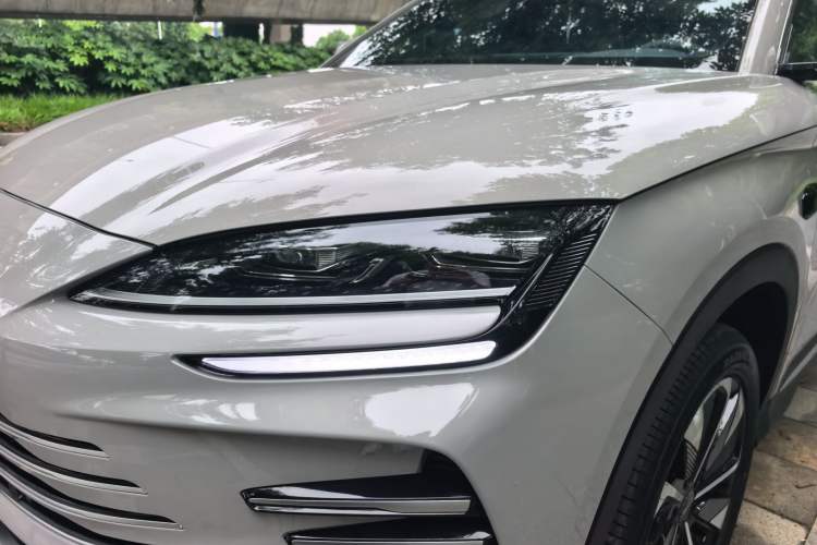 Used BYD Song PLUS New Energy 2025 DM-i Smart Drive 112KM Prestige Model Left Front Headlight