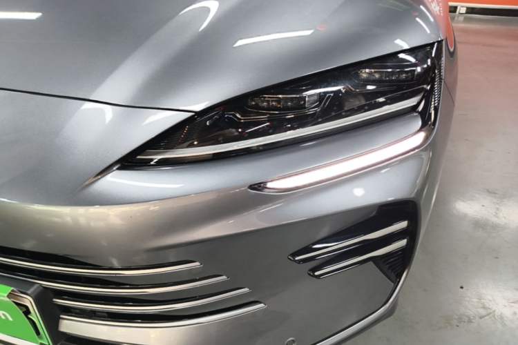 Used BYD Song PLUS New Energy 2025 DM-i 112KM Prestige Model Left Front Headlight