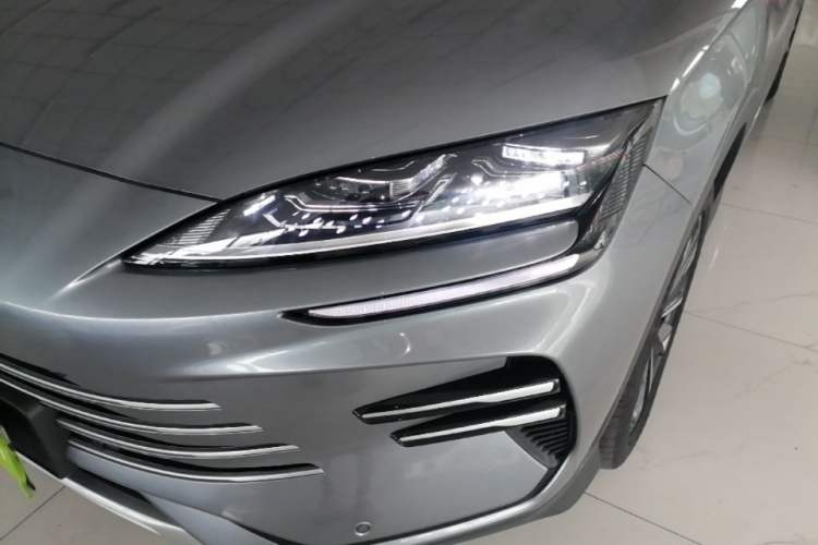 Used BYD Song PLUS New Energy 2025 DM-i 112KM Prestige Model Left Front Headlight