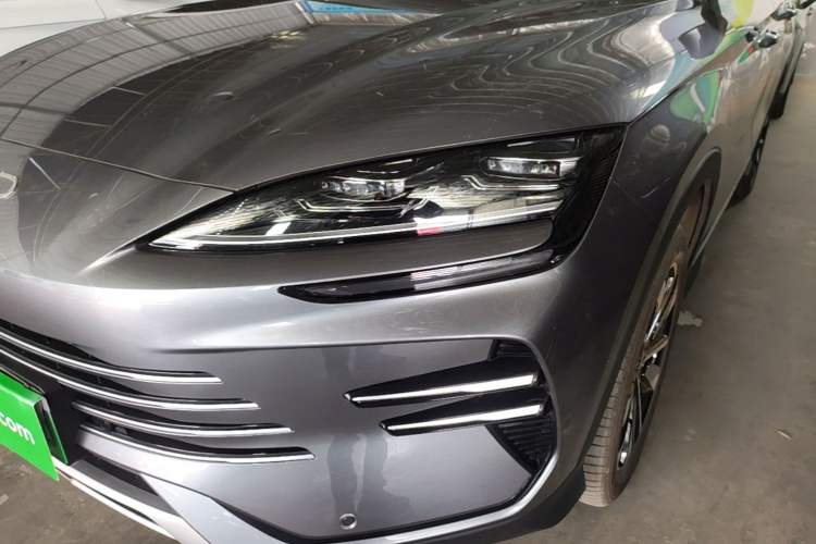 Used BYD Song PLUS New Energy 2025 DM-i 112KM Prestige Model Left Front Headlight