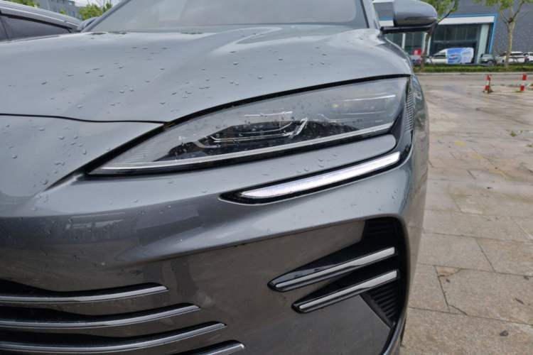 Used BYD Song PLUS New Energy 2025 DM-i 112KM Prestige Model Left Front Headlight