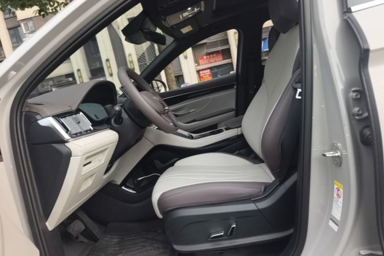 Used BYD Song PLUS New Energy 2025 DM-i 112KM Prestige Model Left Front Seat