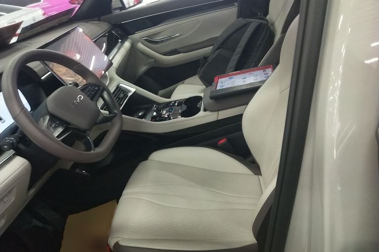 Used BYD Song PLUS New Energy 2025 EV Intelligent Driving Version 520km Premium Model Left Front Seat