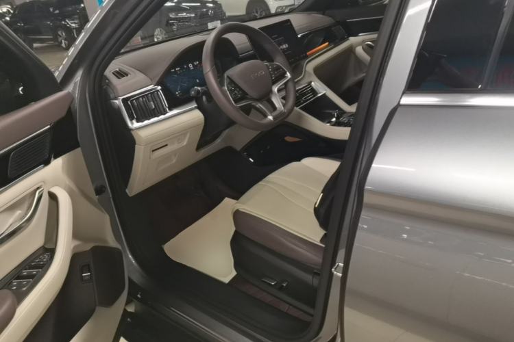 Used BYD Song PLUS New Energy 2025 DM-i 112KM Prestige Model Left Front Seat