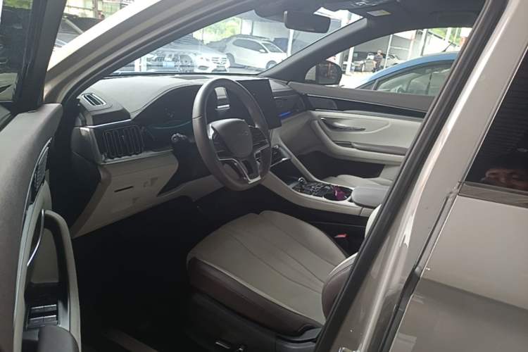 Used BYD Song PLUS New Energy 2025 DM-i 160KM Flagship Model Left Front Seat