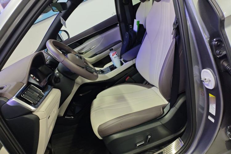 Used BYD Song PLUS New Energy 2025 DM-i 112KM Prestige Model Left Front Seat