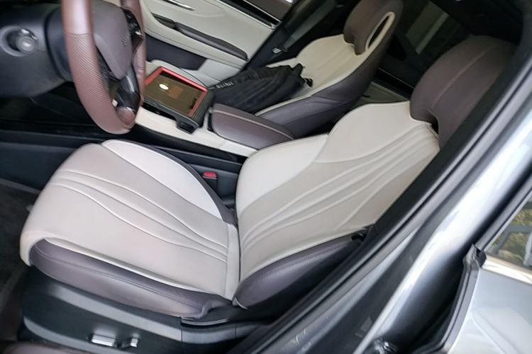 Used BYD Song PLUS New Energy 2025 EV 520km Luxury Version Left Front Seat
