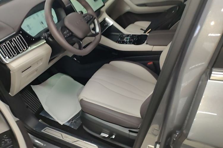 Used BYD Song PLUS New Energy 2025 DM-i Intelligent Driving 160KM Flagship Model Left Front Seat