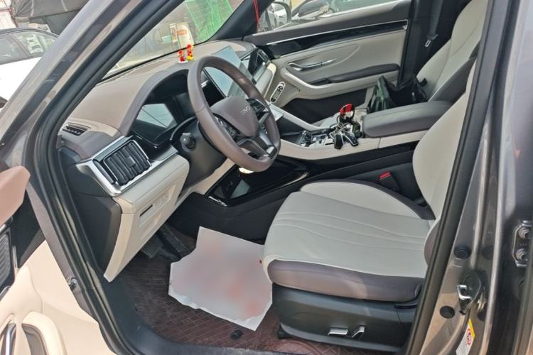 Used BYD Song PLUS New Energy 2025 DM-i 112KM Prestige Model Left Front Seat