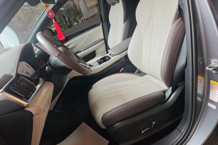 Used BYD Song PLUS New Energy 2025 EV 520km Premium Version Left Front Seat