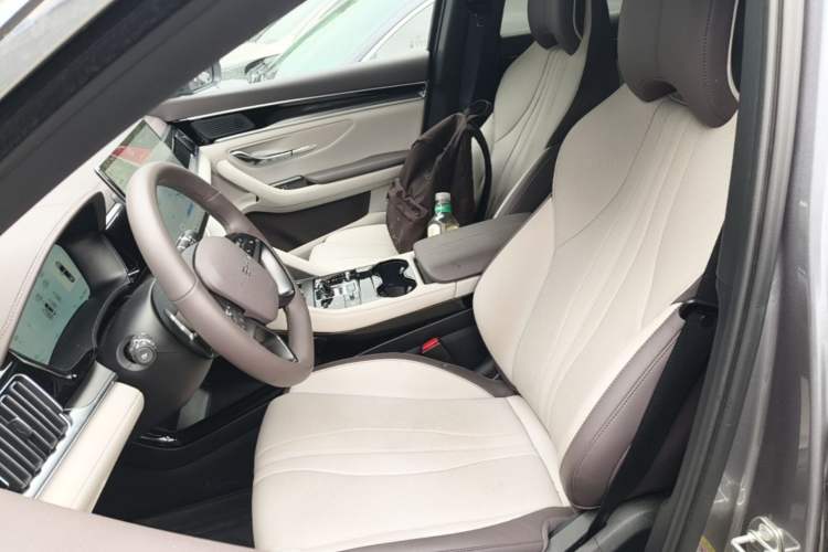 Used BYD Song PLUS New Energy 2025 DM-i Intelligent Driving 160KM Flagship Model Left Front Seat