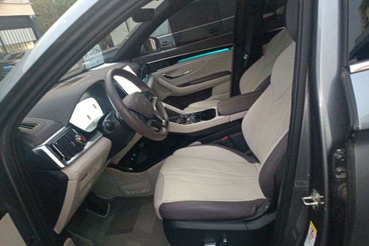 Used BYD Song PLUS New Energy 2025 DM-i 112KM Prestige Model Left Front Seat
