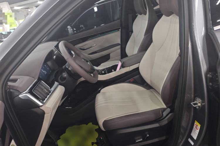 Used BYD Song PLUS New Energy 2025 DM-i Intelligent Driving 112KM Prestige Model Left Front Seat