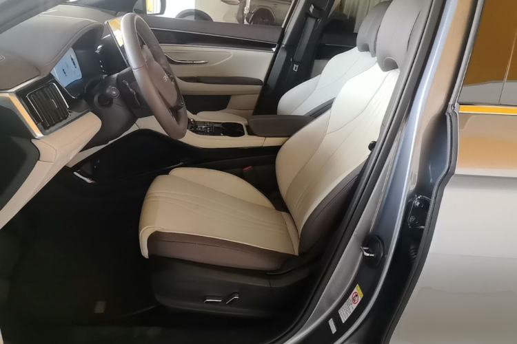 Used BYD Song PLUS New Energy 2025 EV Intelligent Driving Edition 520km Luxury Model Left Front Seat