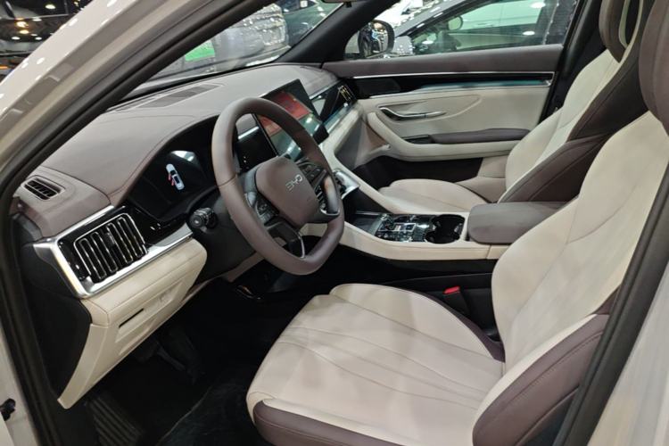 Used BYD Song PLUS New Energy 2025 DM-i Intelligent Driving 112KM Prestige Model Left Front Seat