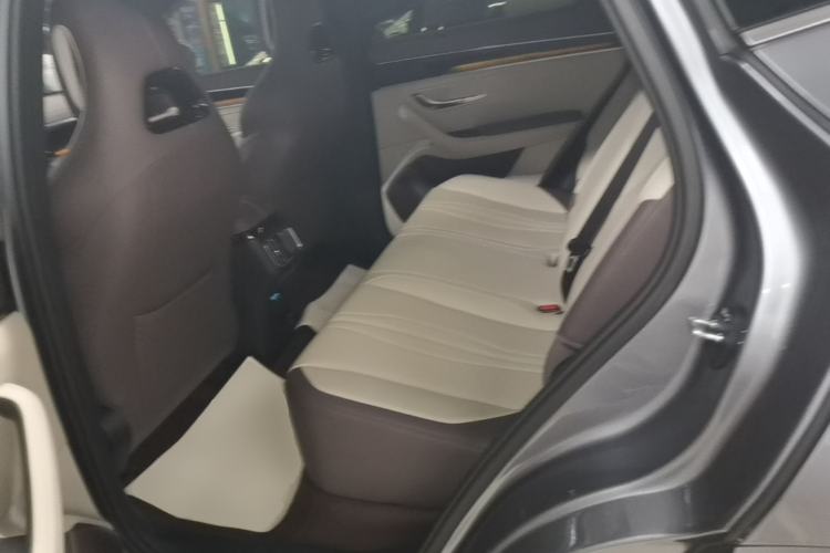 Used BYD Song PLUS New Energy 2025 DM-i 112KM Prestige Model Left Rear Seat