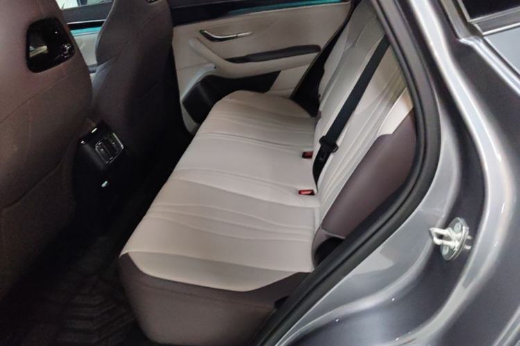 Used BYD Song PLUS New Energy 2025 DM-i 112KM Prestige Model Left Rear Seat