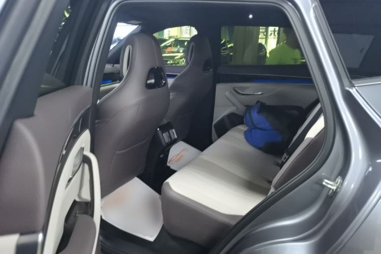 Used BYD Song PLUS New Energy 2025 DM-i 112KM Prestige Model Left Rear Seat