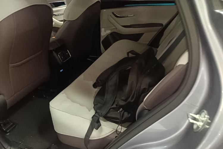 Used BYD Song PLUS New Energy 2025 DM-i 112KM Prestige Model Left Rear Seat