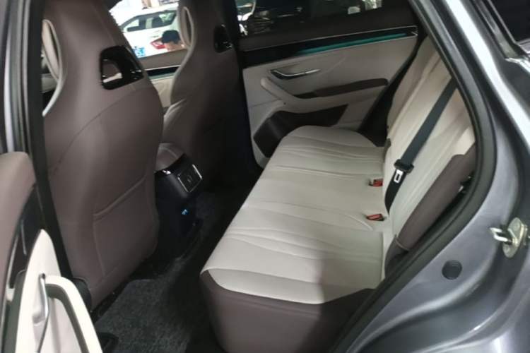 Used BYD Song PLUS New Energy 2025 EV Intelligent Driving Version 520km Premium Model Left Rear Seat