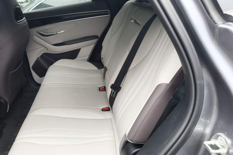 Used BYD Song PLUS New Energy 2025 DM-i Intelligent Driving 160KM Flagship Model Left Rear Seat