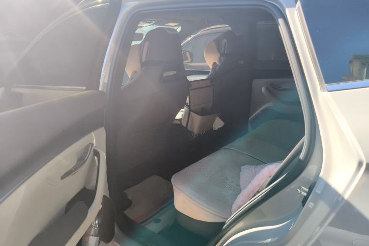 Used BYD Song PLUS New Energy 2025 DM-i 112KM Prestige Model Left Rear Seat