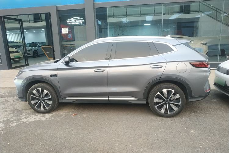 Used BYD Song PLUS New Energy 2025 DM-i Smart Drive 112KM Prestige Model Left Side