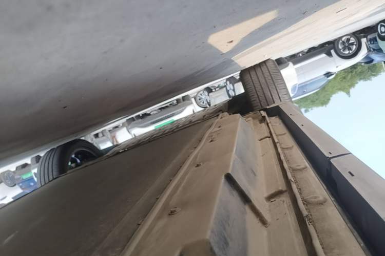 Used BYD Song PLUS New Energy 2025 EV 520km Luxury Version Left Side Sill