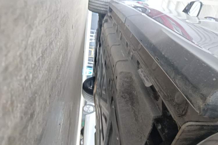 Used BYD Song PLUS New Energy 2025 DM-i 112KM Prestige Model Left Side Sill