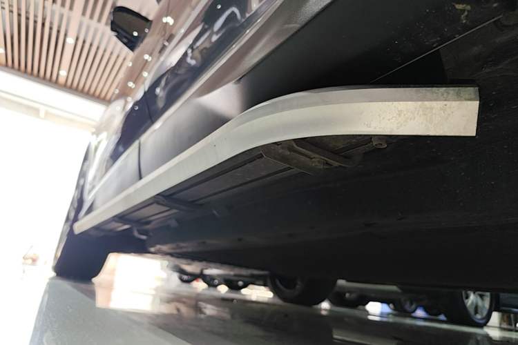 Used BYD Song PLUS New Energy 2025 EV 520km Premium Version Left Side Sill