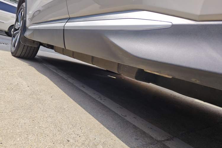 Used BYD Song PLUS New Energy 2025 DM-i 112KM Prestige Model Left Side Sill